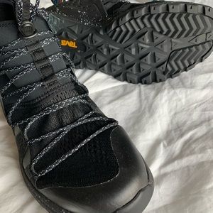 Teva waterproof hiking sneakers